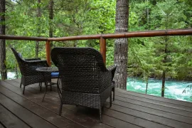 Private Deck