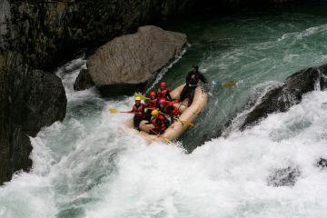 Nahatlatch canyon rafting